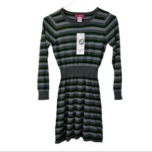 NWT U-Knit Girl Dress Pullover Long sleeve striped size L